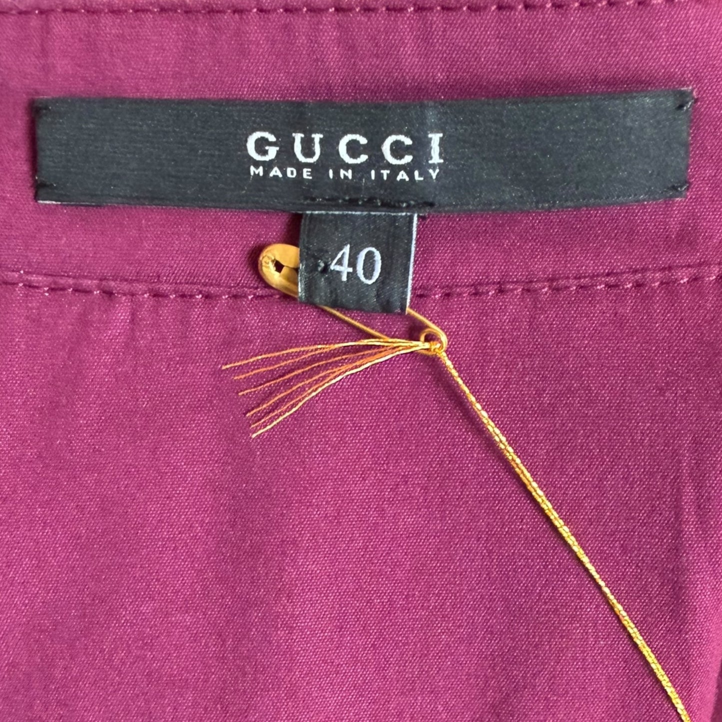 Gucci by Tom Ford Vintage Plum Stretch Cotton Deep V Bamboo-Inspired Chain Detail Blouse Size 40