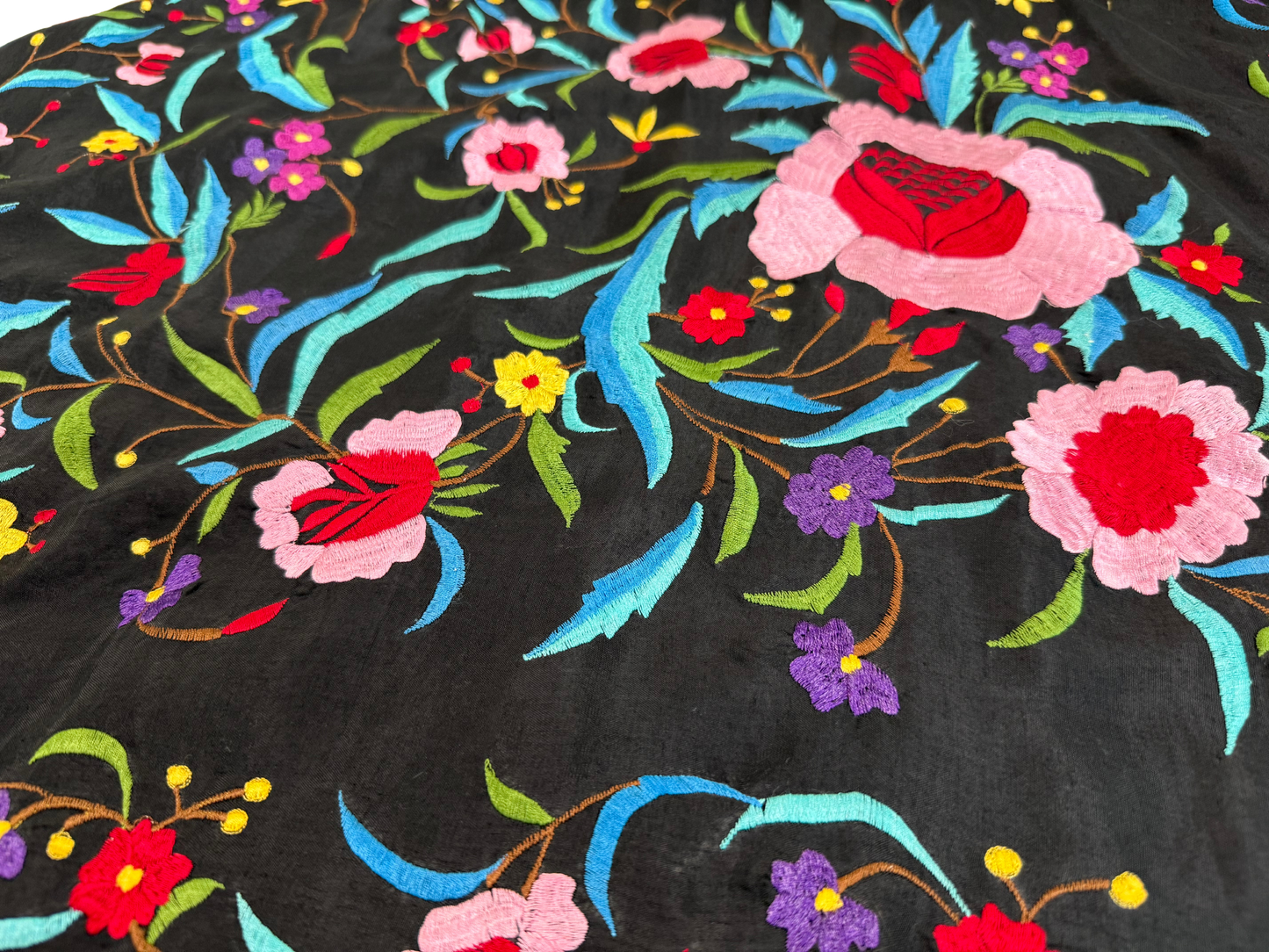 Oscar De La Renta Vintage 1990s Black Floral Embroidered Fringed Piano Shawl