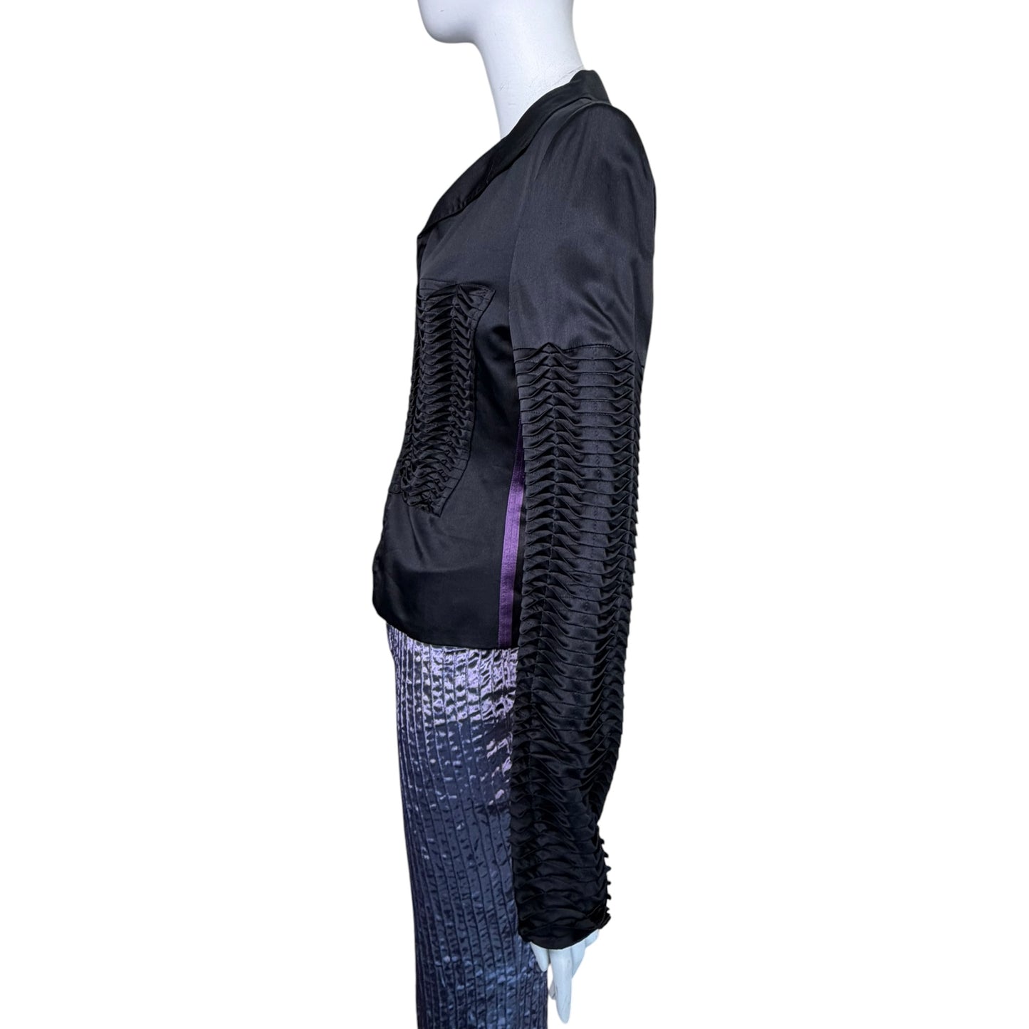 Gucci by Tom Ford Vintage S/S 2004 Runway Black Silk Pleated Zip-Front Jacket | Look 17