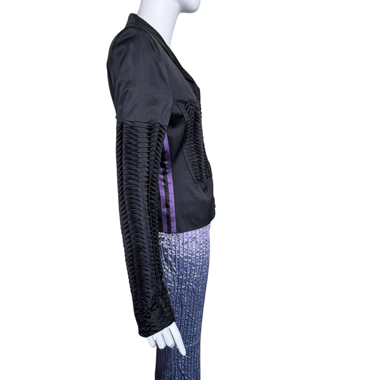 Gucci by Tom Ford Vintage S/S 2004 Runway Black Silk Pleated Zip-Front Jacket | Look 17