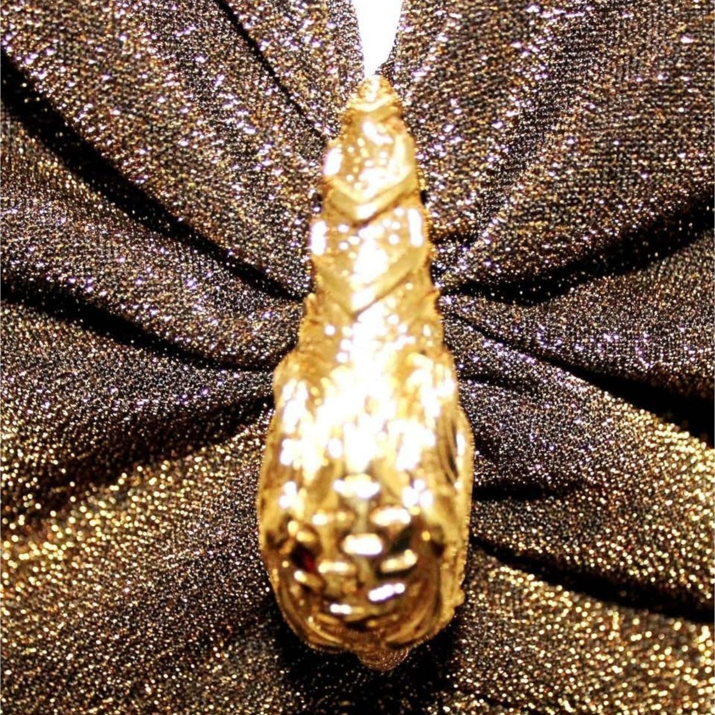 Gucci by Tom Ford F/W 2000 Runway Gold Lurex Plunging Dress w/ Signature Dionysus Tiger Brooch Size 38