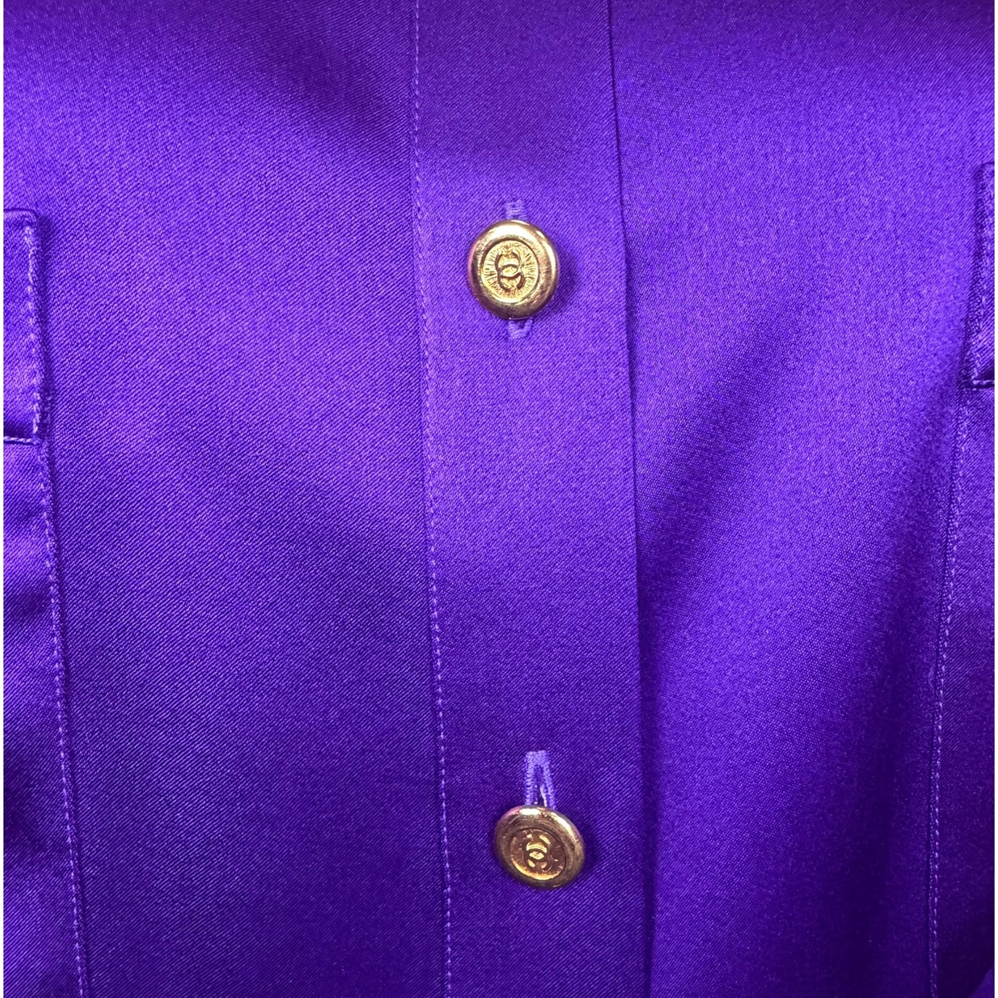 Chanel 1991 Purple Silk Charmeuse Collarless Blouse Gold CC Logo Buttons NWT Size 44