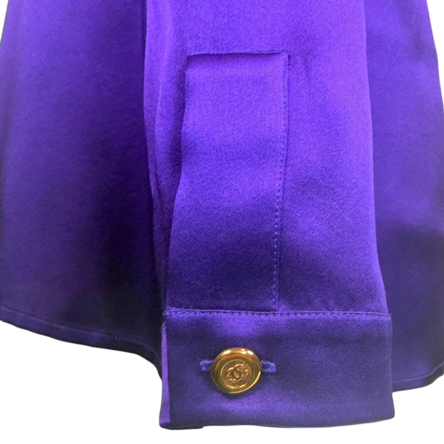 Chanel 1991 Purple Silk Charmeuse Collarless Blouse Gold CC Logo Buttons NWT Size 44