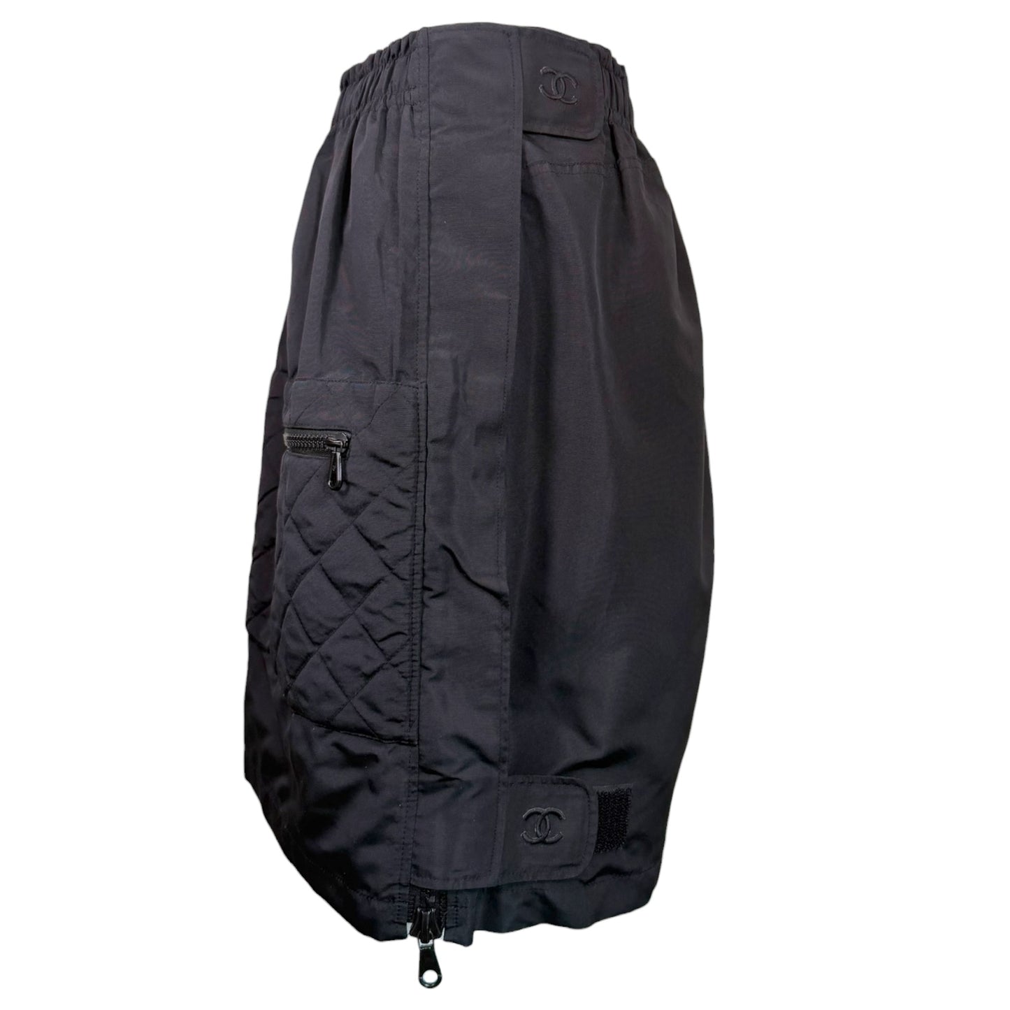Chanel F/W 1994 Runway Black Silk Quilted Utility Skirt with CC Logo Tabs Sz 38