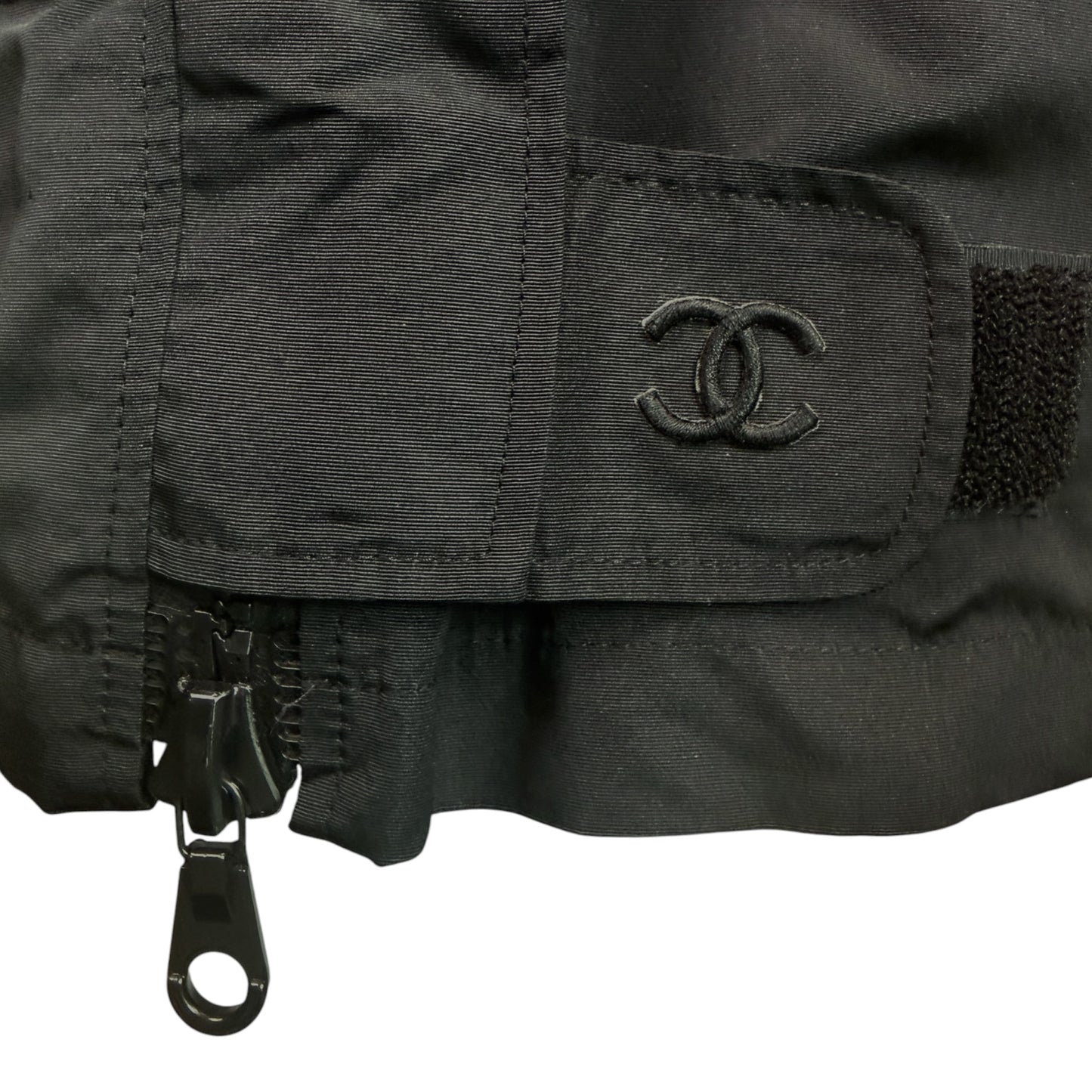 Chanel F/W 1994 Runway Black Silk Quilted Utility Skirt with CC Logo Tabs Sz 38