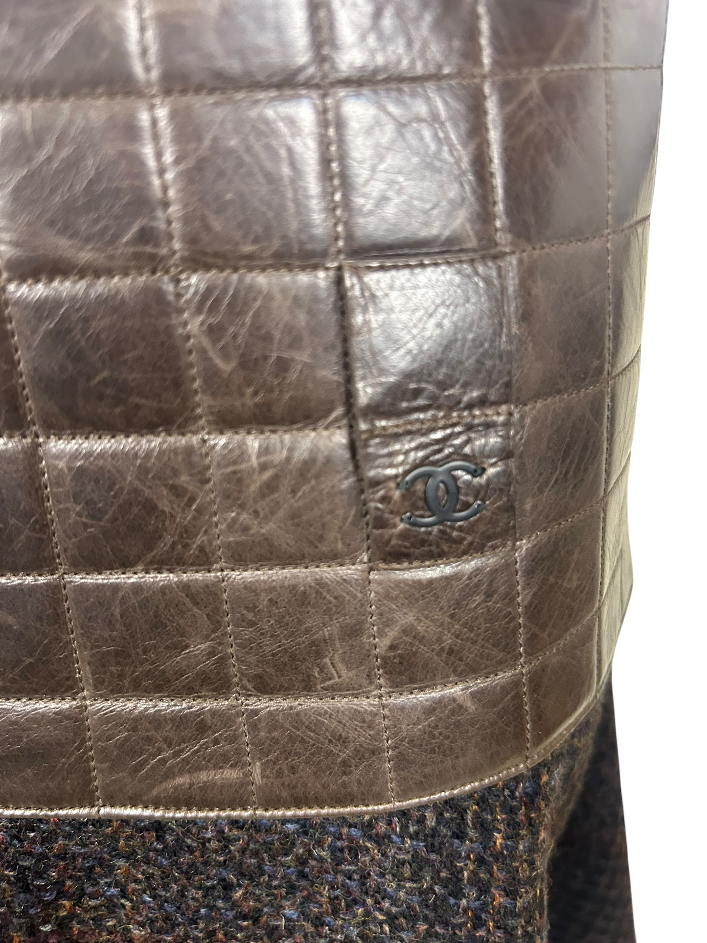 Vintage Chanel 2002A Brown Calfskin Quilted Waist Wool Tweed Flare Mini Skirt, FR 38