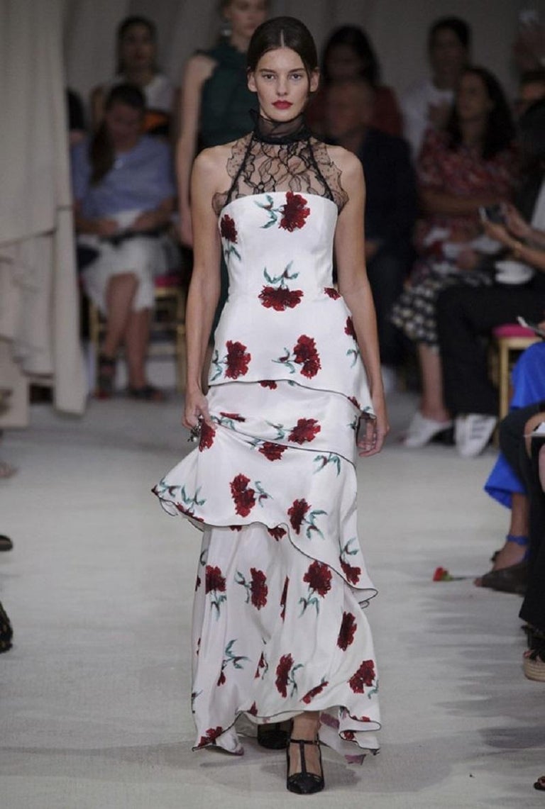Oscar de la Renta Spring 2017 Strapless Tiered Floral Silk Gown