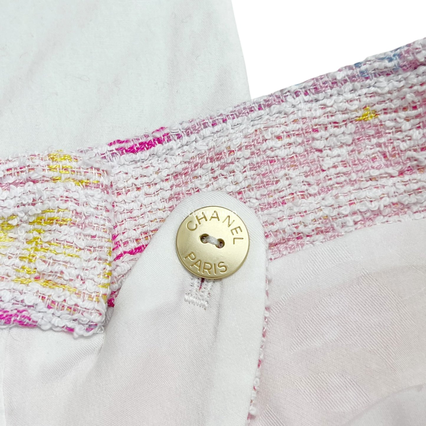 Chanel Cruise 2023 Runway Pastel Logo Tweed Shorts Size 36