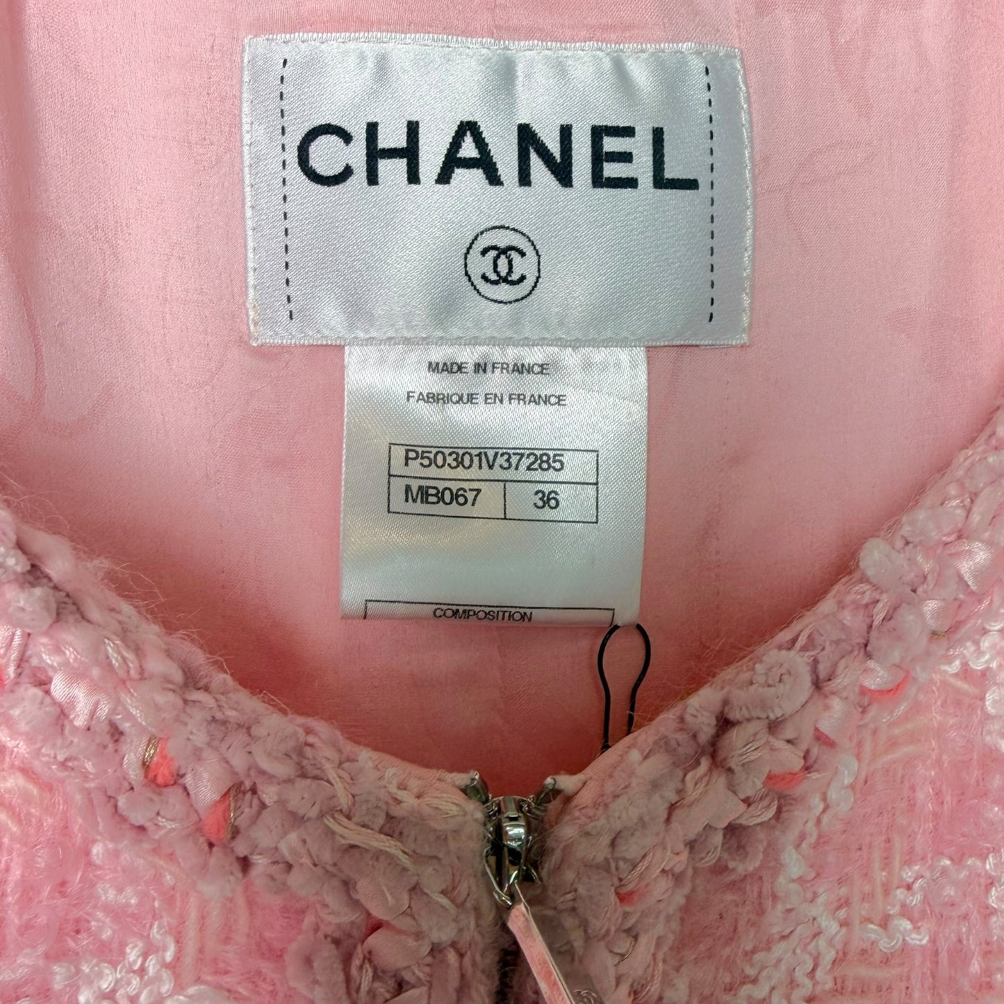 Chanel Karl Lagerfeld F/W 2014 Supermarket Collection Pink Dream Tweed Jacket CC Gripoix Buttons Size 36