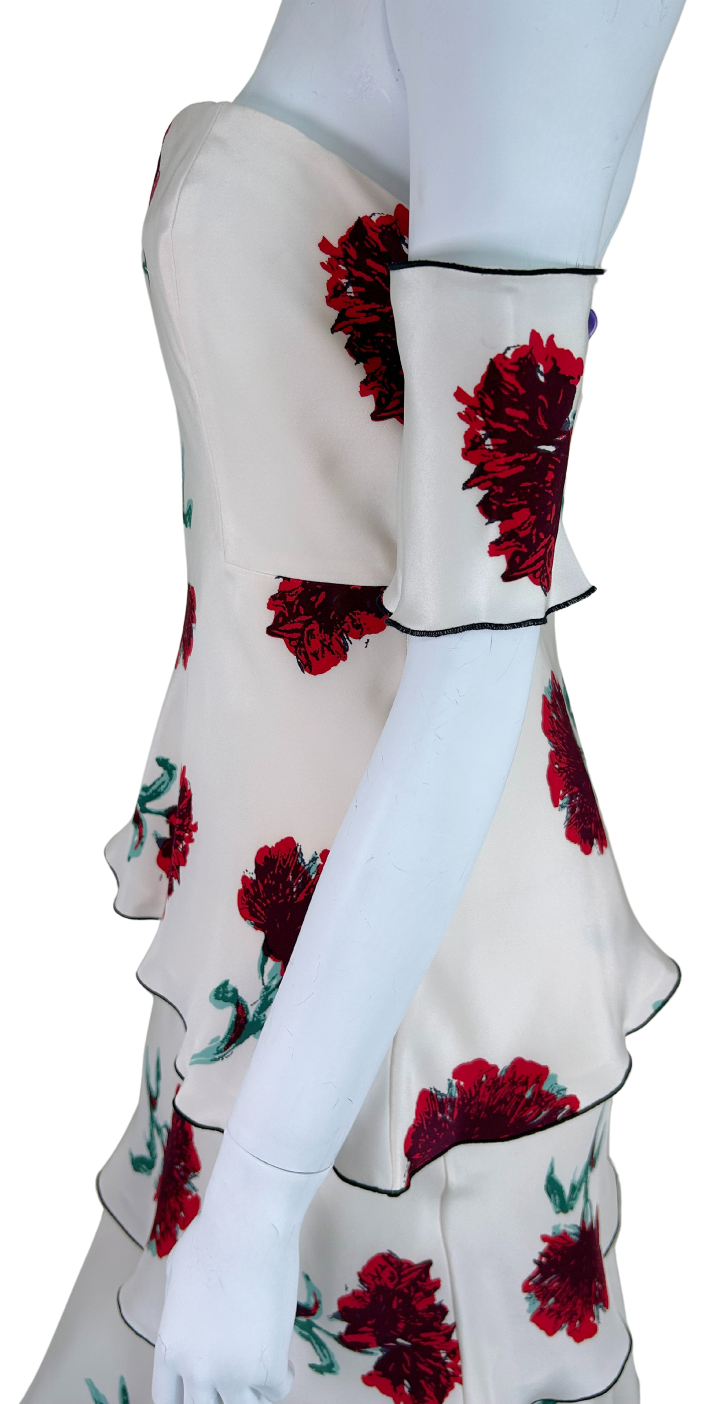 Oscar de la Renta Spring 2017 Strapless Tiered Floral Silk Gown