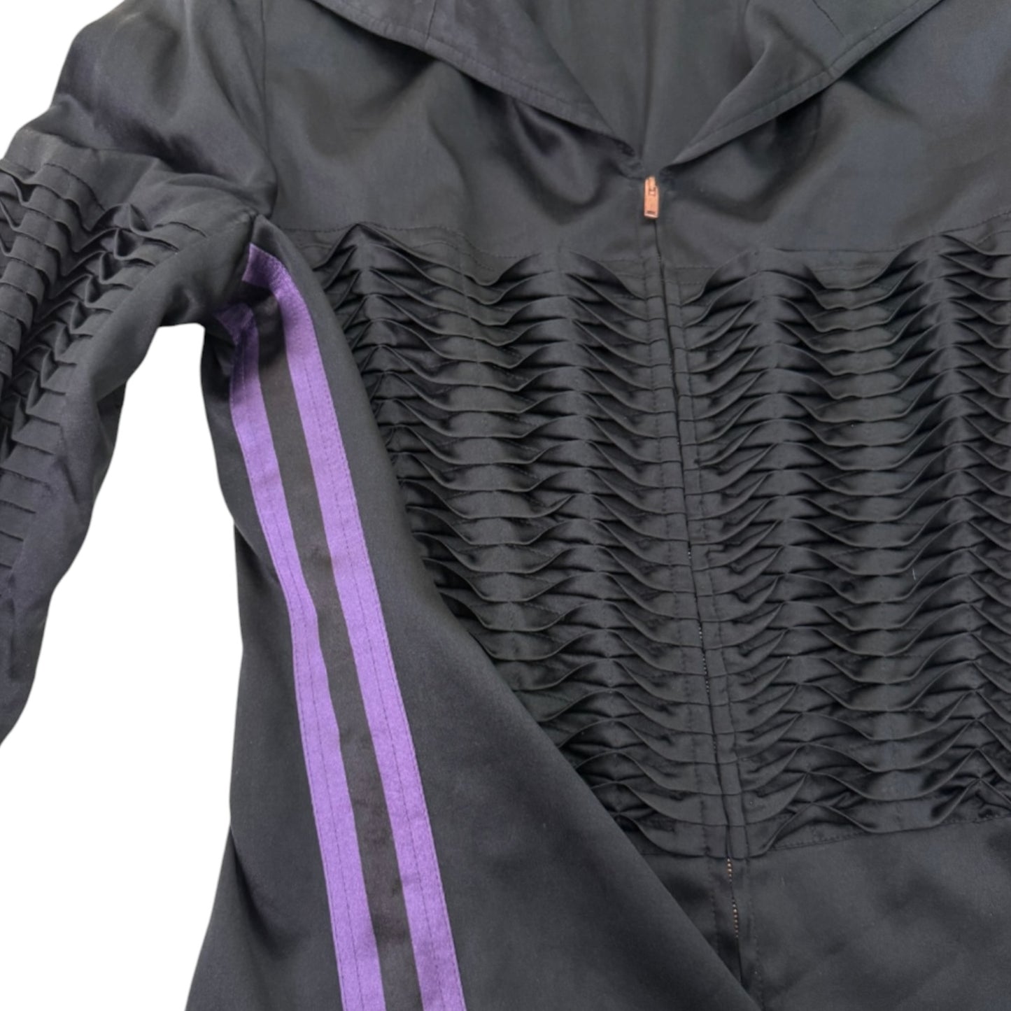 Gucci by Tom Ford Vintage S/S 2004 Runway Black Silk Pleated Zip-Front Jacket | Look 17