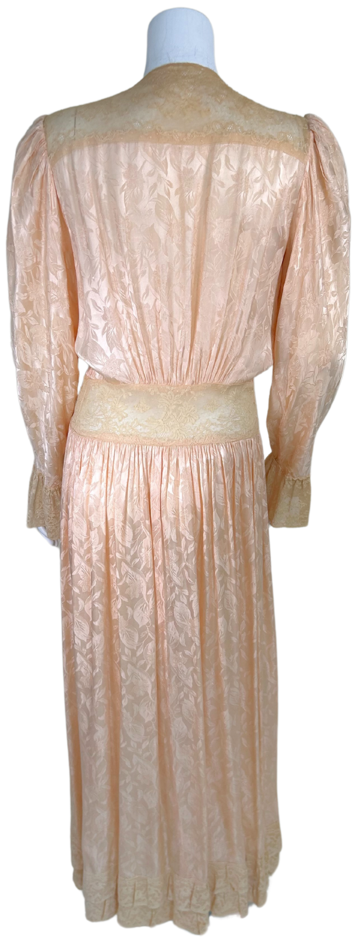 Vintage 1930s Blush Pink Satin and Lace Peignoir Robe